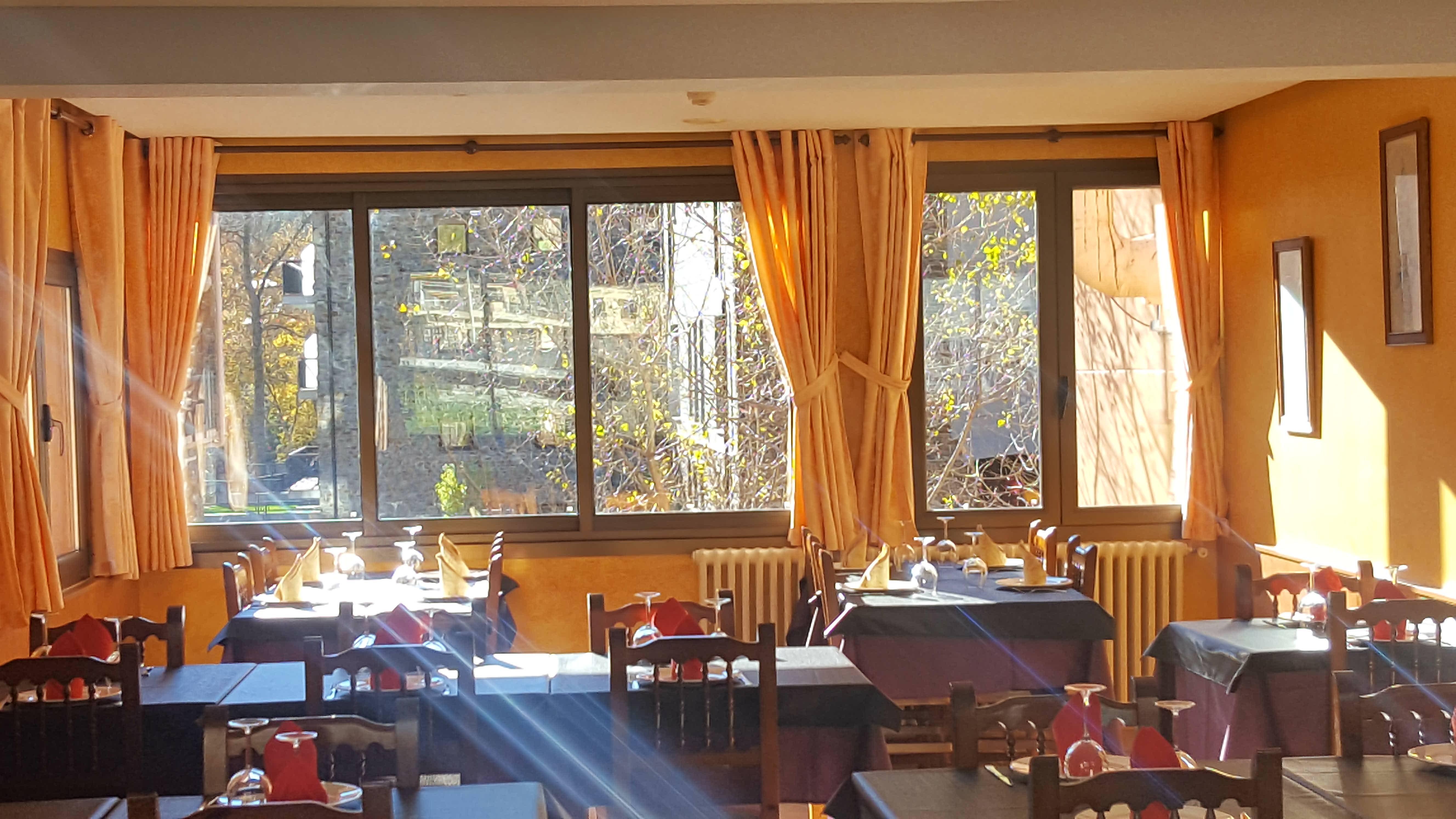Hotel Sucara La Cortinada Eksteriør bilde