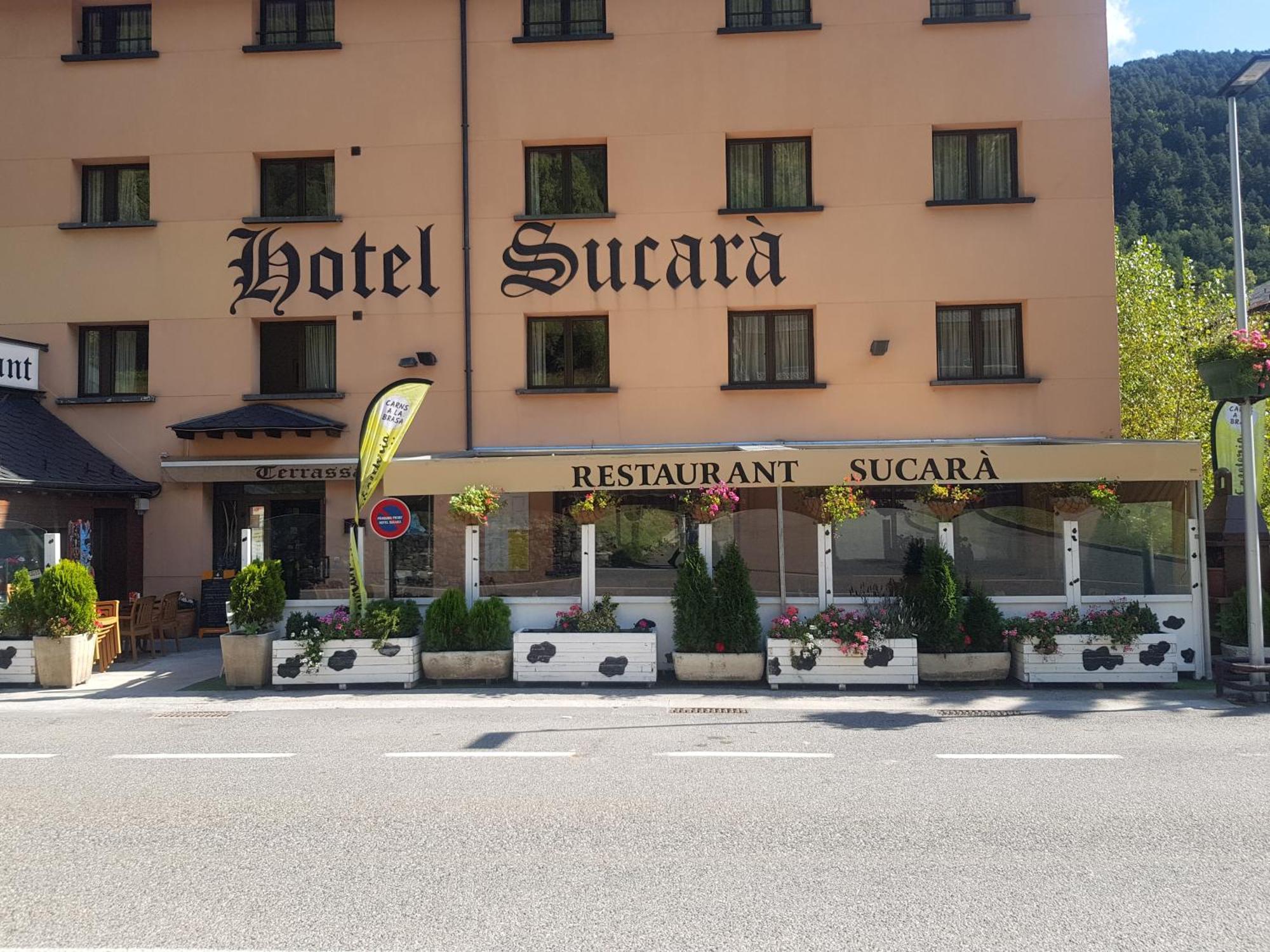 Hotel Sucara La Cortinada Eksteriør bilde